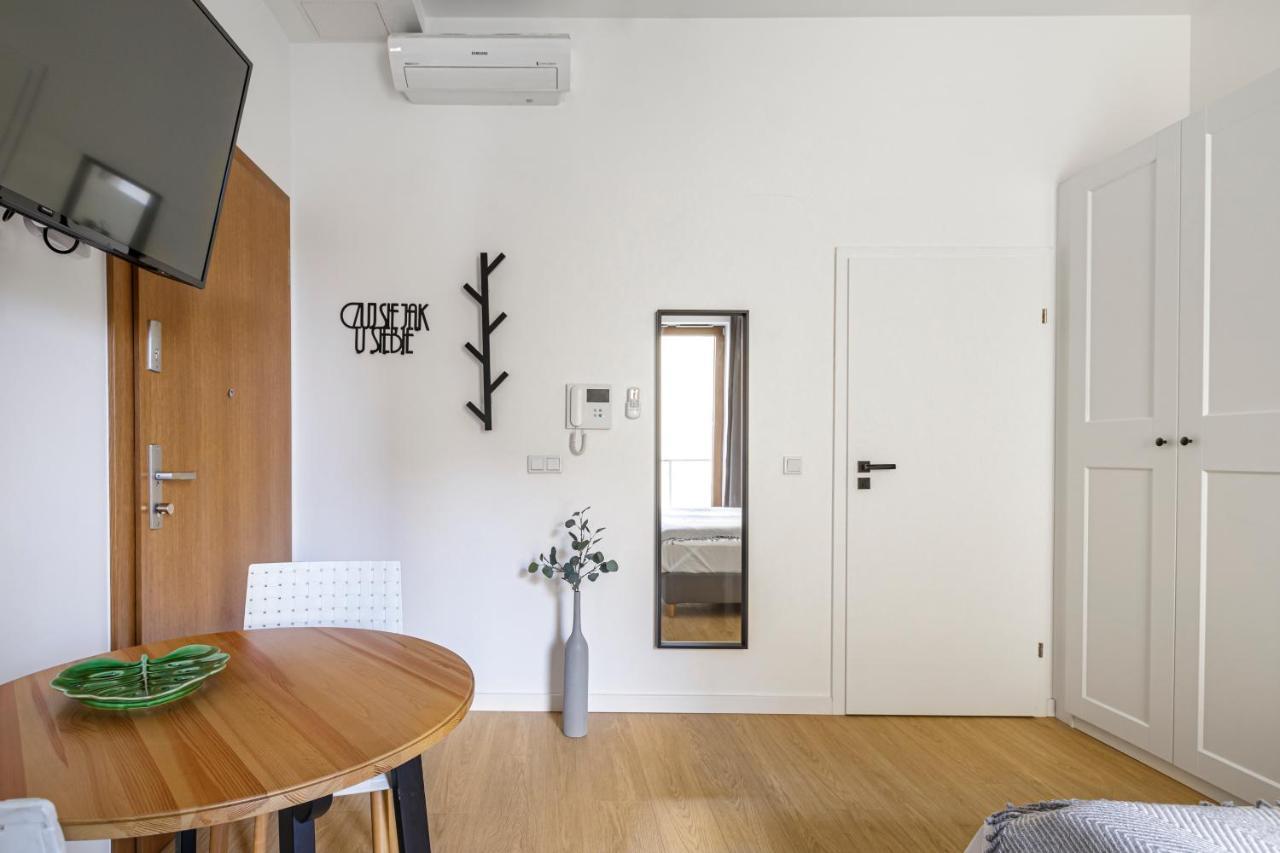 Homewell Apartments Zelazko Poznań Extérieur photo